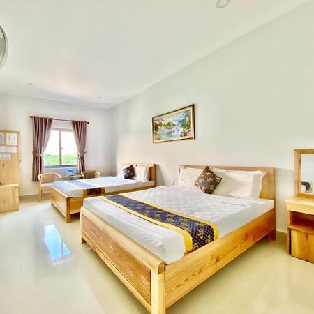 Cu Lao Thu Bien Dong Hotel Dao Phu Quy מראה חיצוני תמונה