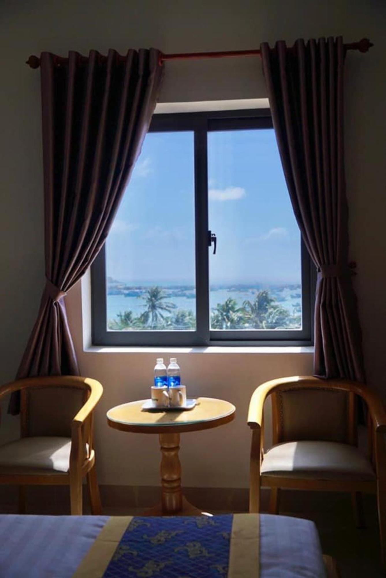 Cu Lao Thu Bien Dong Hotel Dao Phu Quy מראה חיצוני תמונה