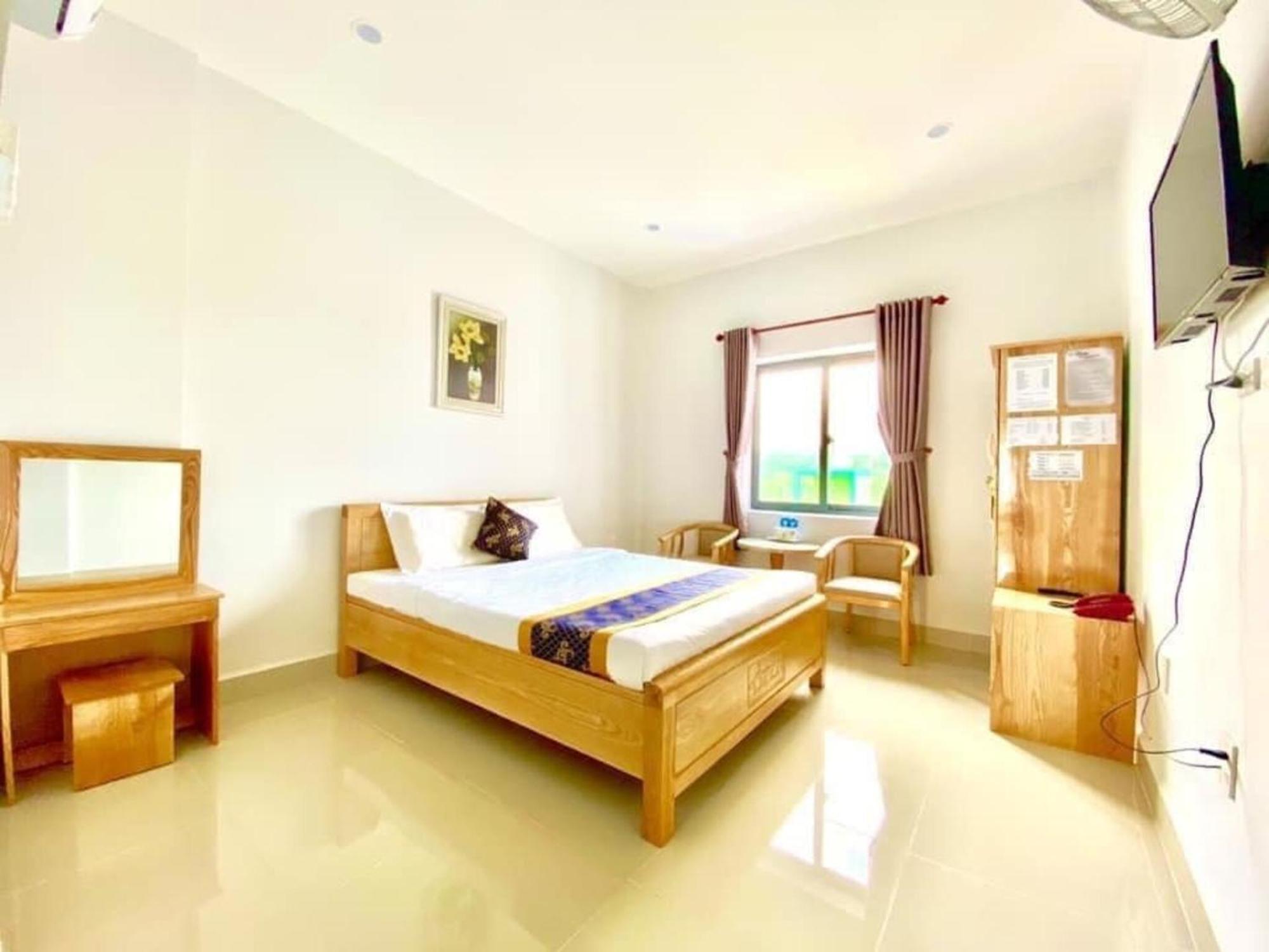 Cu Lao Thu Bien Dong Hotel Dao Phu Quy מראה חיצוני תמונה