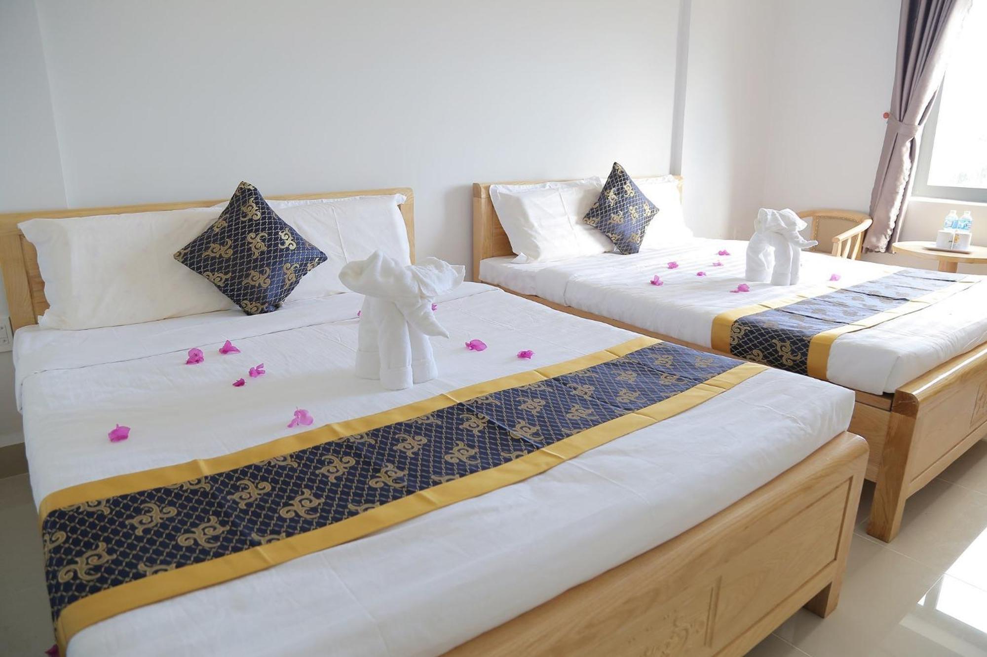 Cu Lao Thu Bien Dong Hotel Dao Phu Quy מראה חיצוני תמונה