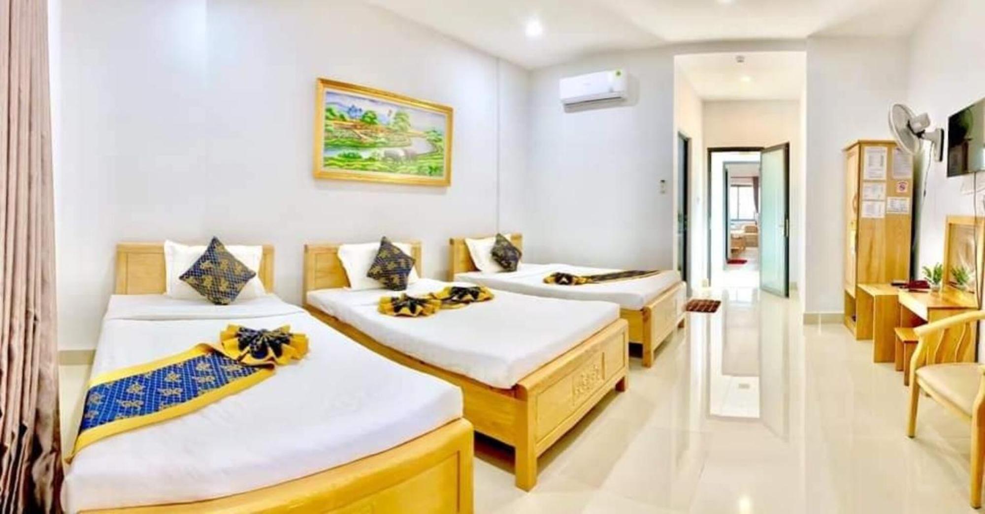 Cu Lao Thu Bien Dong Hotel Dao Phu Quy מראה חיצוני תמונה