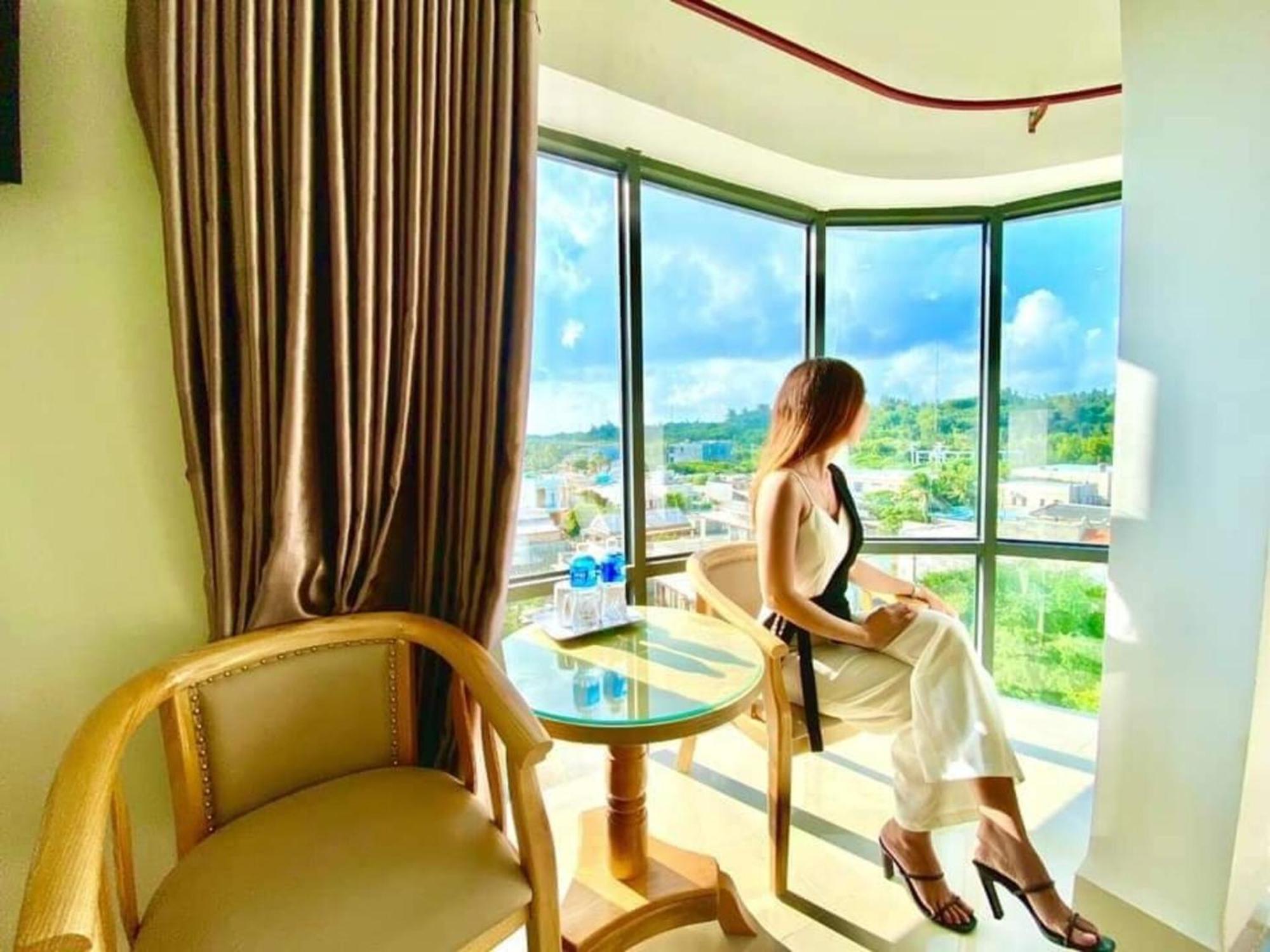 Cu Lao Thu Bien Dong Hotel Dao Phu Quy מראה חיצוני תמונה